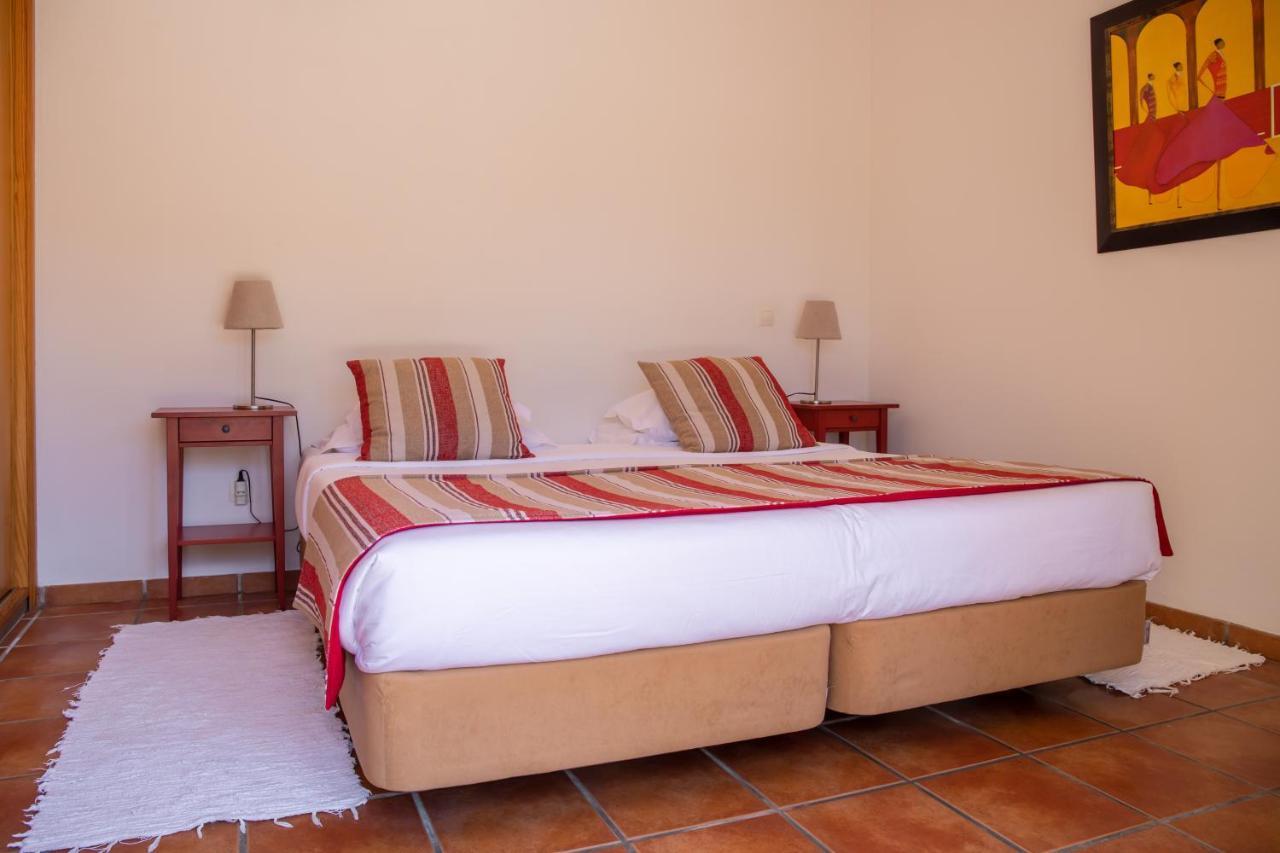Vale De Ferreiros Guest House Abrantes Ngoại thất bức ảnh